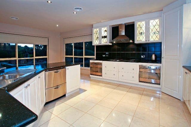 28 Viewbay Drive, LEOPOLD VIC 3224, Leopold - Thumbnail 3
