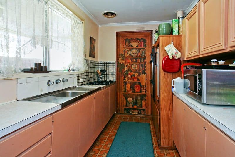 3 Lunik Court, WHITTINGTON VIC 3219, Whittington - Thumbnail 4