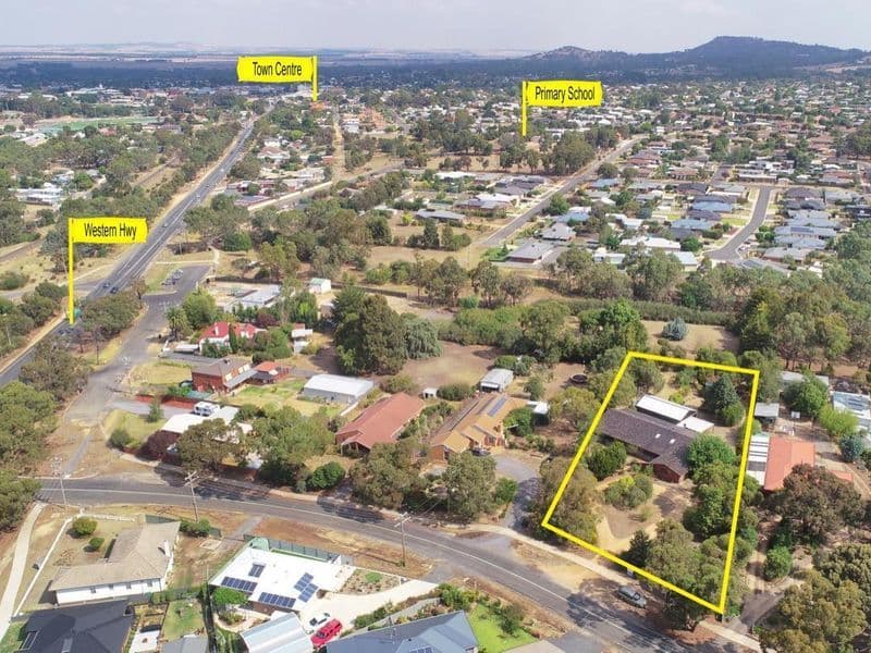 13 Golf links Road, Ararat VIC 3377, Ararat - Thumbnail 2