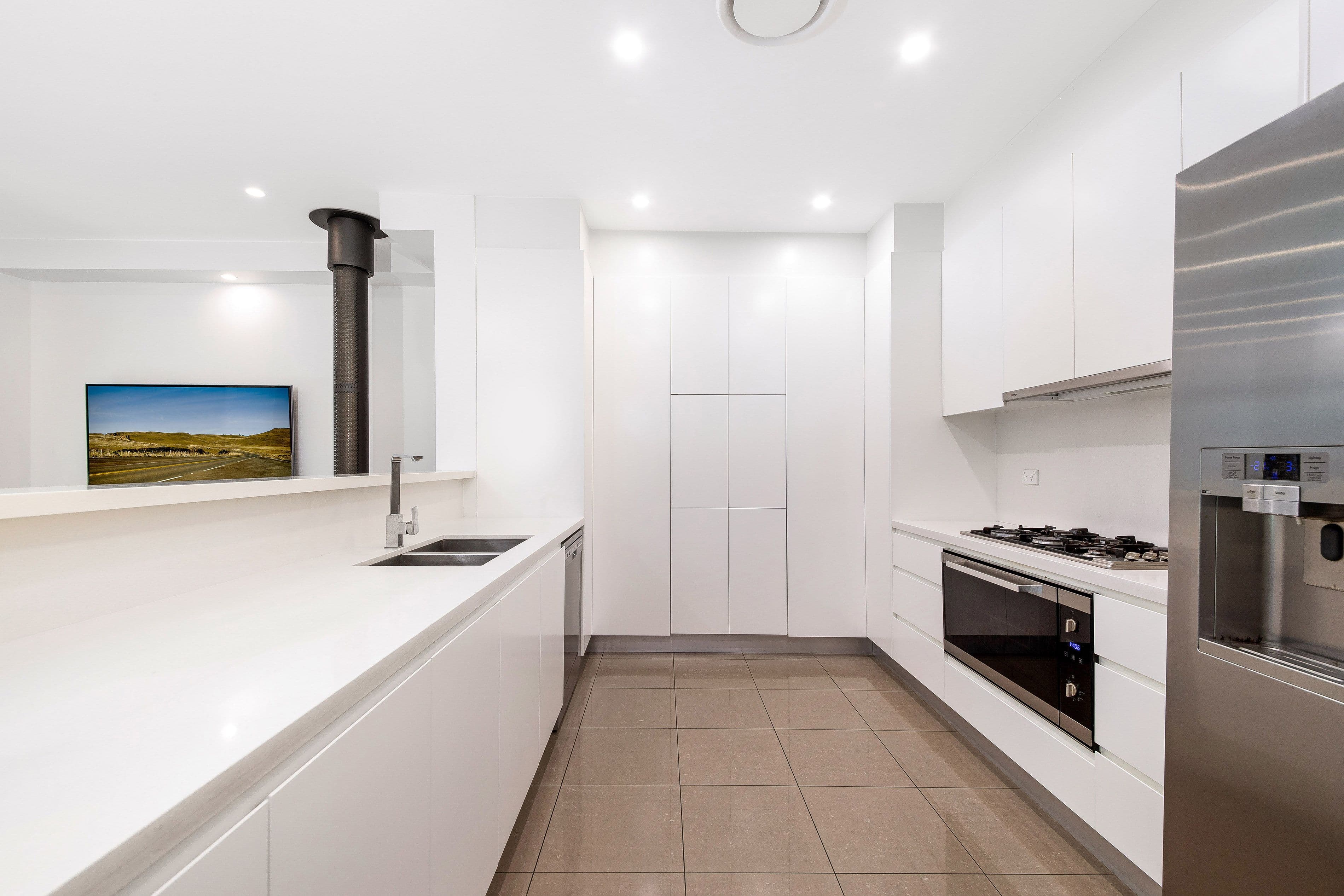 13 Wendy Avenue, Georges Hall NSW 2198, Georges Hall - Thumbnail 3