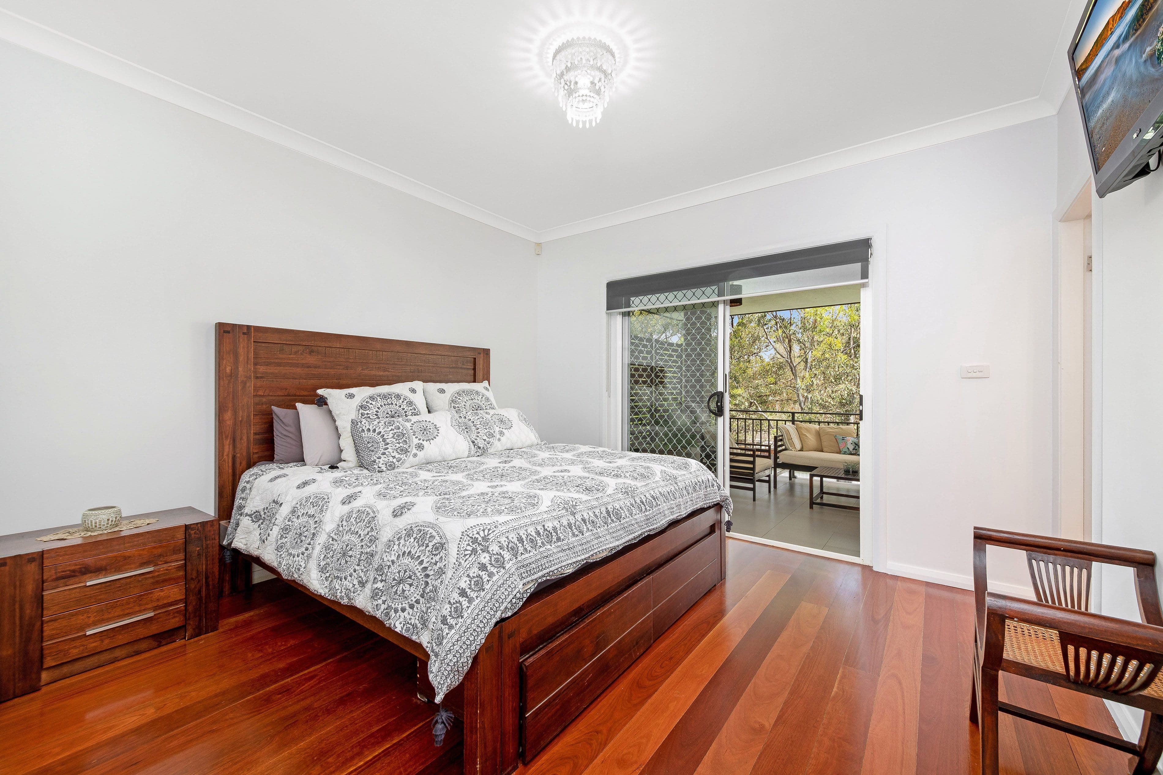 13 Wendy Avenue, Georges Hall NSW 2198, Georges Hall - Thumbnail 5