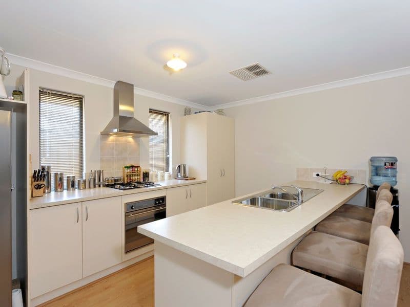 6 Dewsbury Drive, BERTRAM WA 6167, Bertram - Thumbnail 7