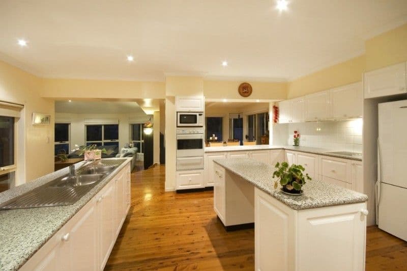 4 Belfast Place, KILLARNEY HEIGHTS NSW 2087, Killarney Heights - Thumbnail 2