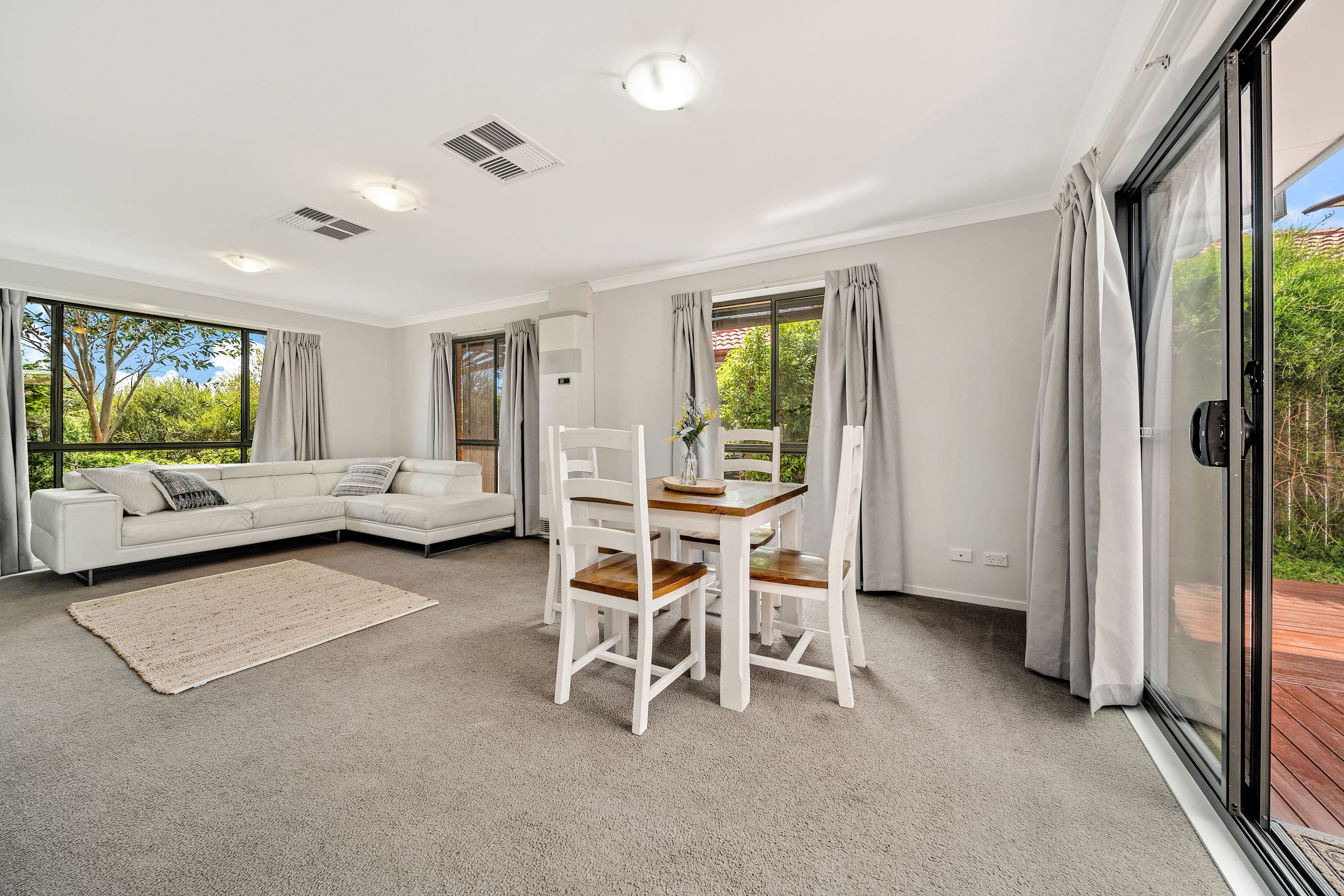 186 Macfarlane Burnet Avenue, Macgregor ACT 2615, Macgregor - Thumbnail 3