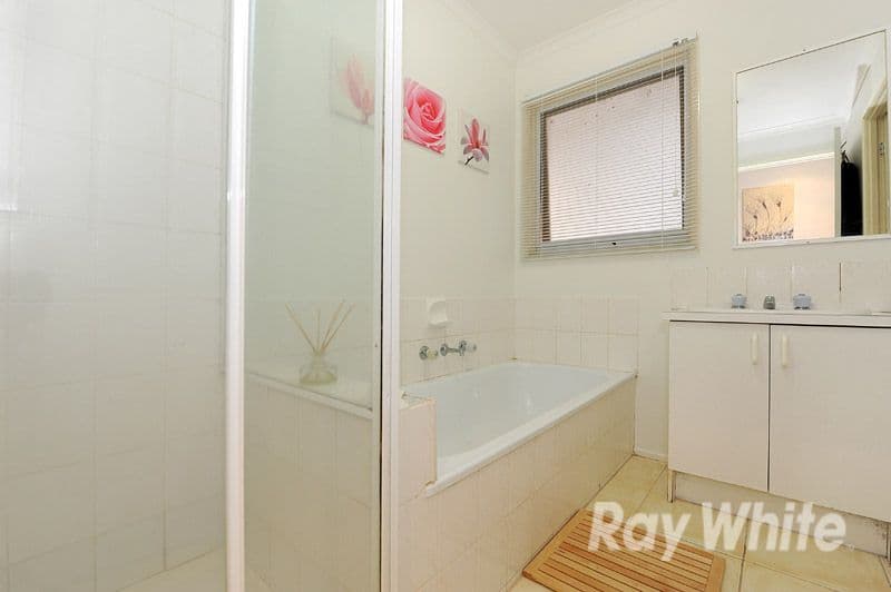 17 Lewisham Close, HAMPTON PARK VIC 3976, Hampton Park - Thumbnail 7