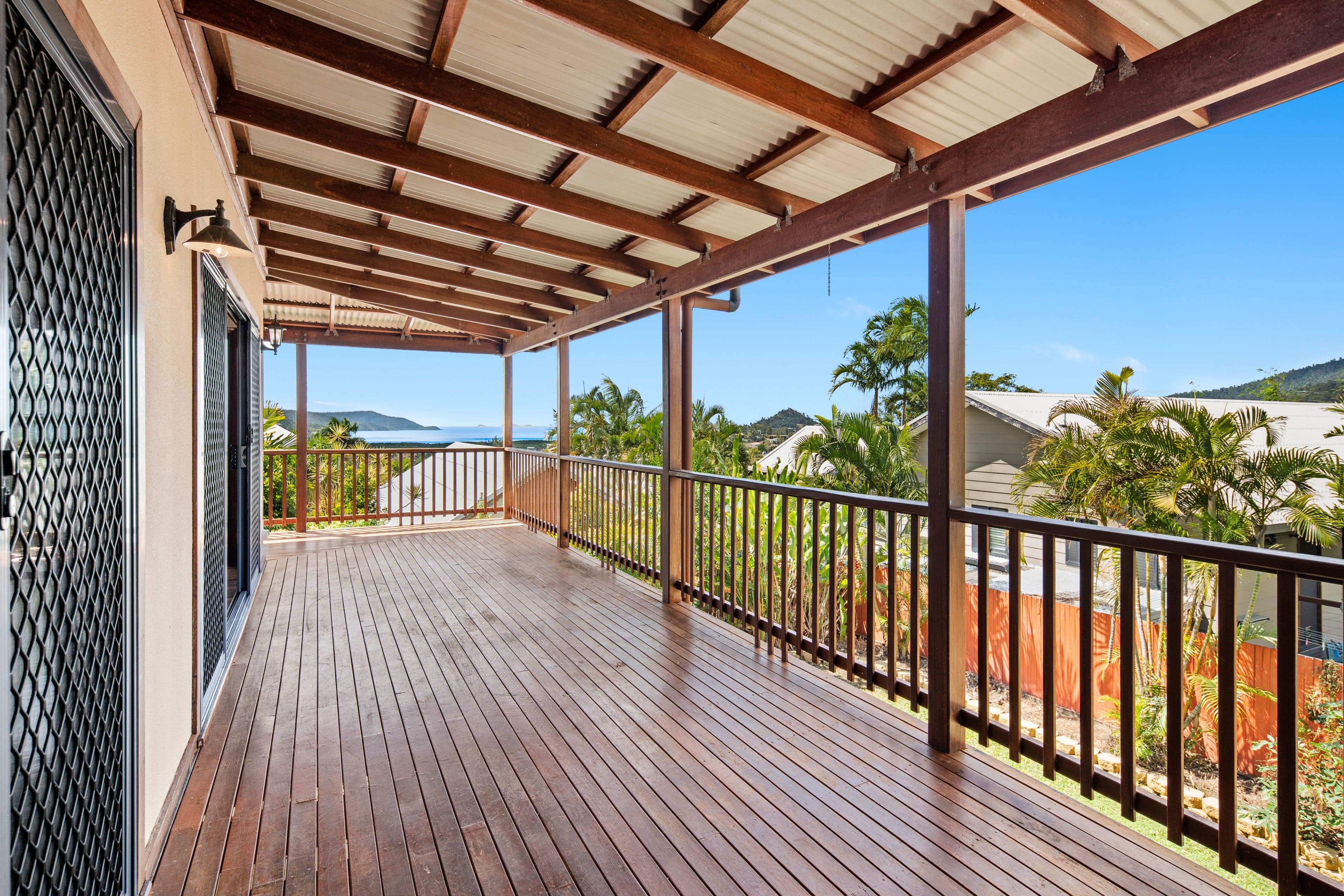 11 Hamilton Avenue, Cannonvale QLD 4802, Cannonvale - Thumbnail 6