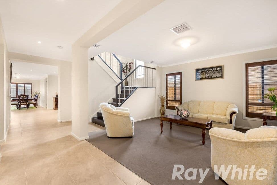 16 Jazz Court, Pakenham VIC 3810, Pakenham - Thumbnail 3