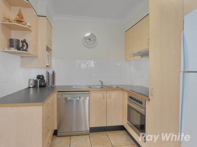 10 Widdop Street, CLAYFIELD QLD 4011, Clayfield - Thumbnail 5