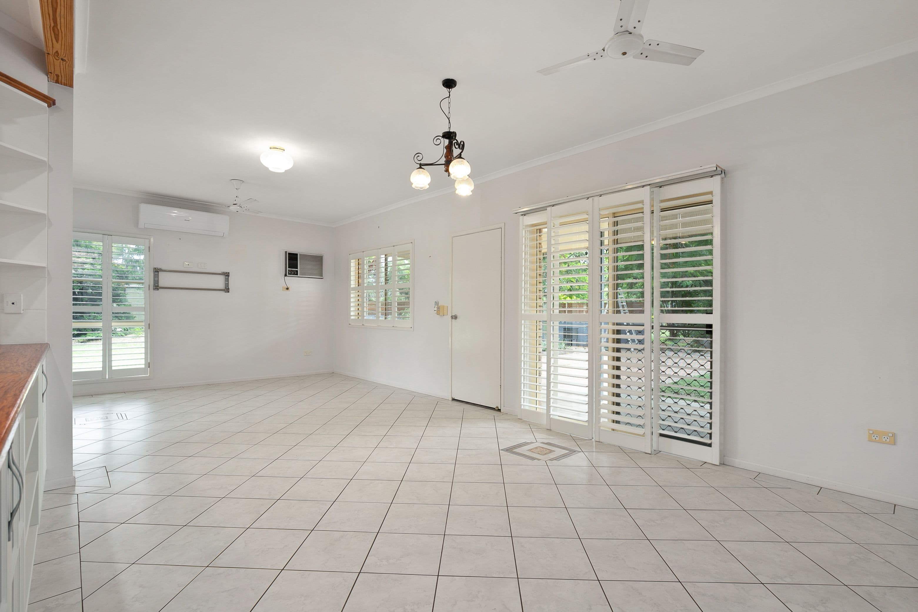23 Cunningham Drive, Emerald QLD 4720, Emerald - Thumbnail 7