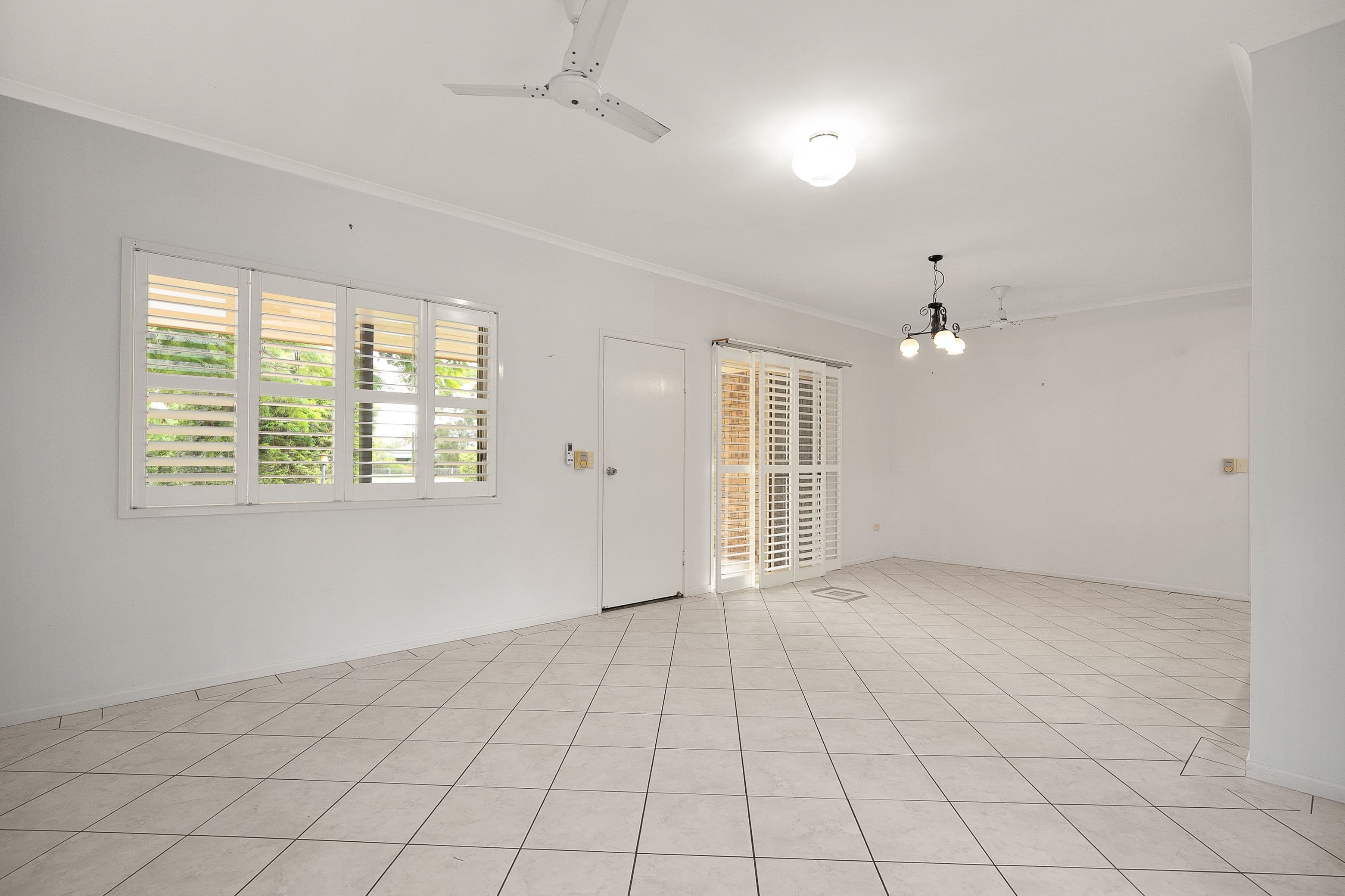 23 Cunningham Drive, Emerald QLD 4720, Emerald - Thumbnail 8