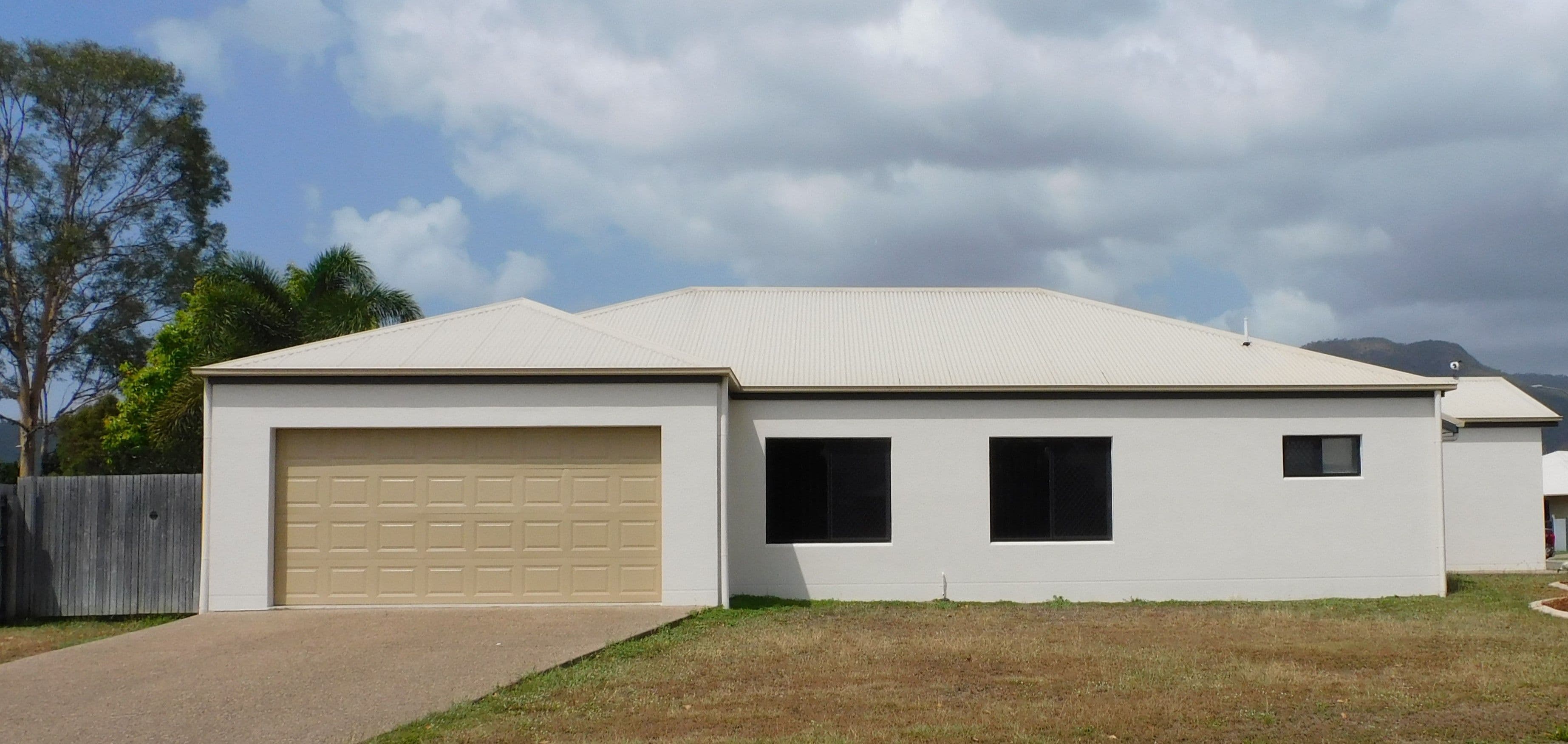 17 Benedore Street, Rasmussen QLD 4815, Rasmussen - Thumbnail 2