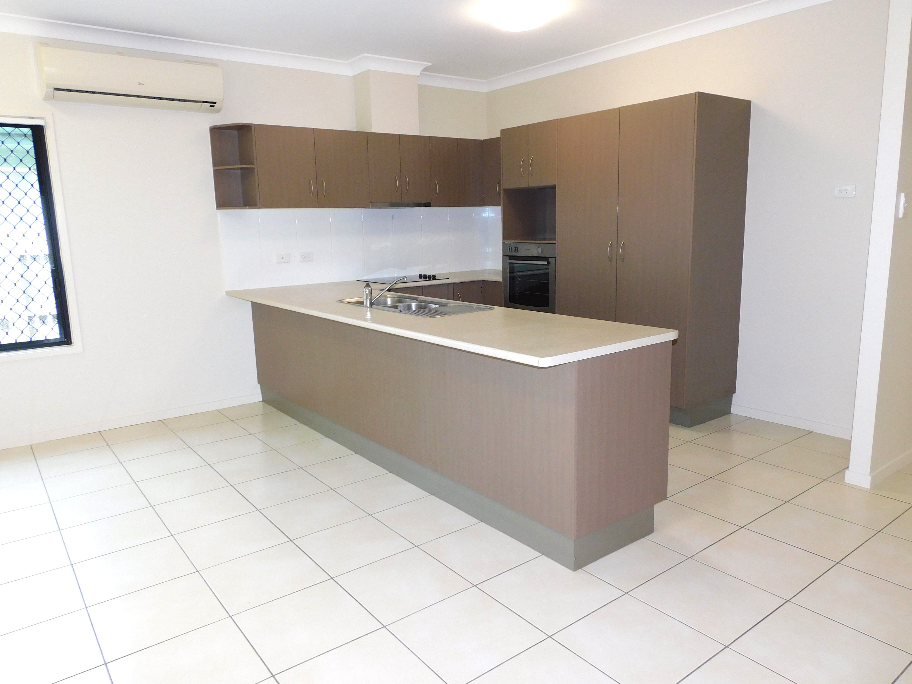 17 Benedore Street, Rasmussen QLD 4815, Rasmussen - Thumbnail 3