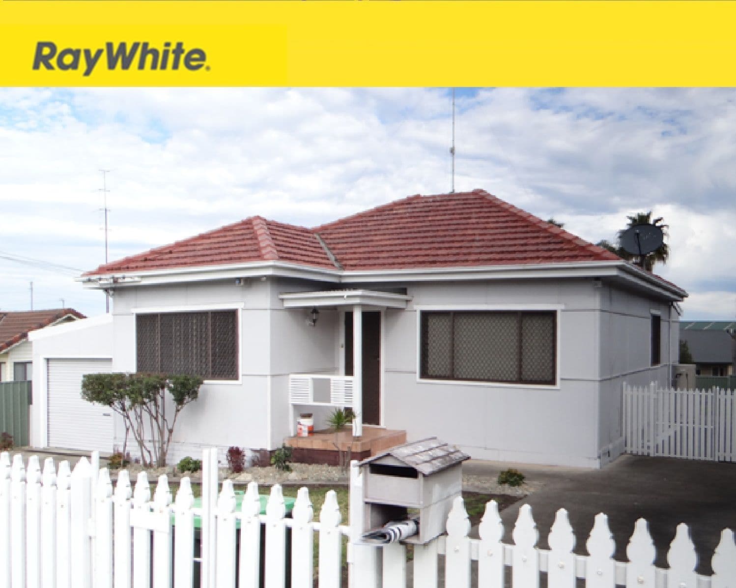 10 hoskins, Warrawong NSW 2502, Warrawong - Image 1