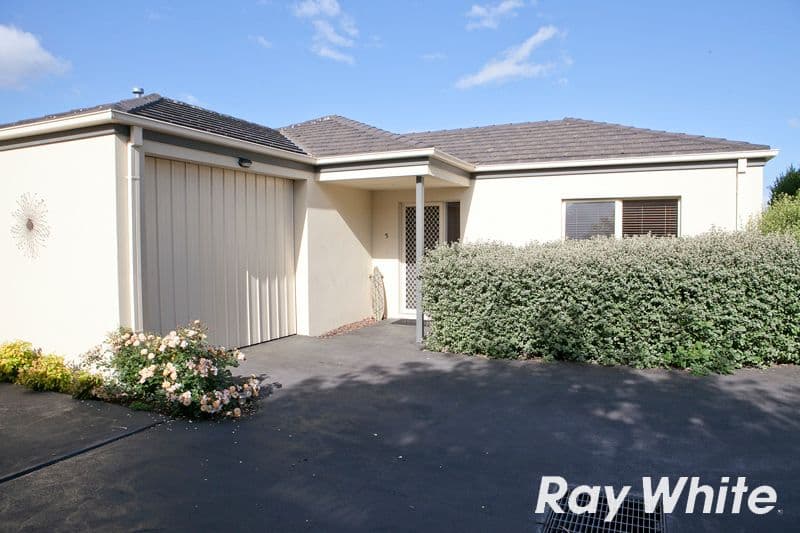 28 Ruby Joy Drive, Somerville VIC 3912, Somerville - Thumbnail 2