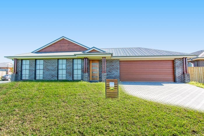 55 Redgum Circuit, Aberglasslyn NSW 2320, Aberglasslyn - Thumbnail 2