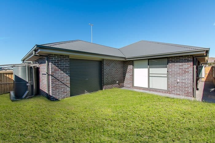 55 Redgum Circuit, Aberglasslyn NSW 2320, Aberglasslyn - Thumbnail 3