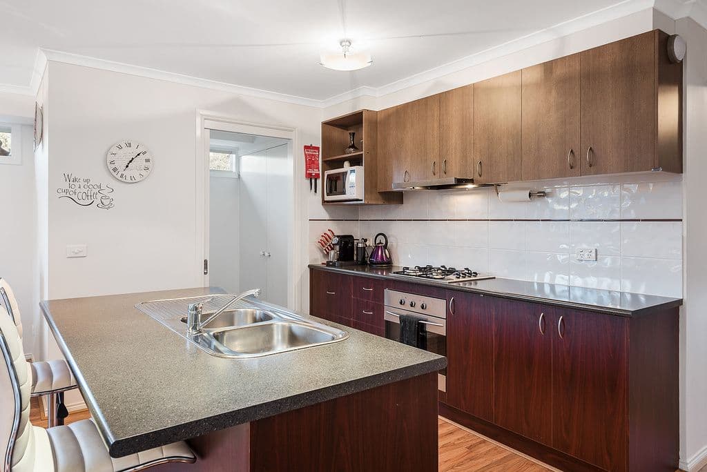 17 WIMBLEDON Court, Mooroolbark VIC 3138, Mooroolbark - Thumbnail 8
