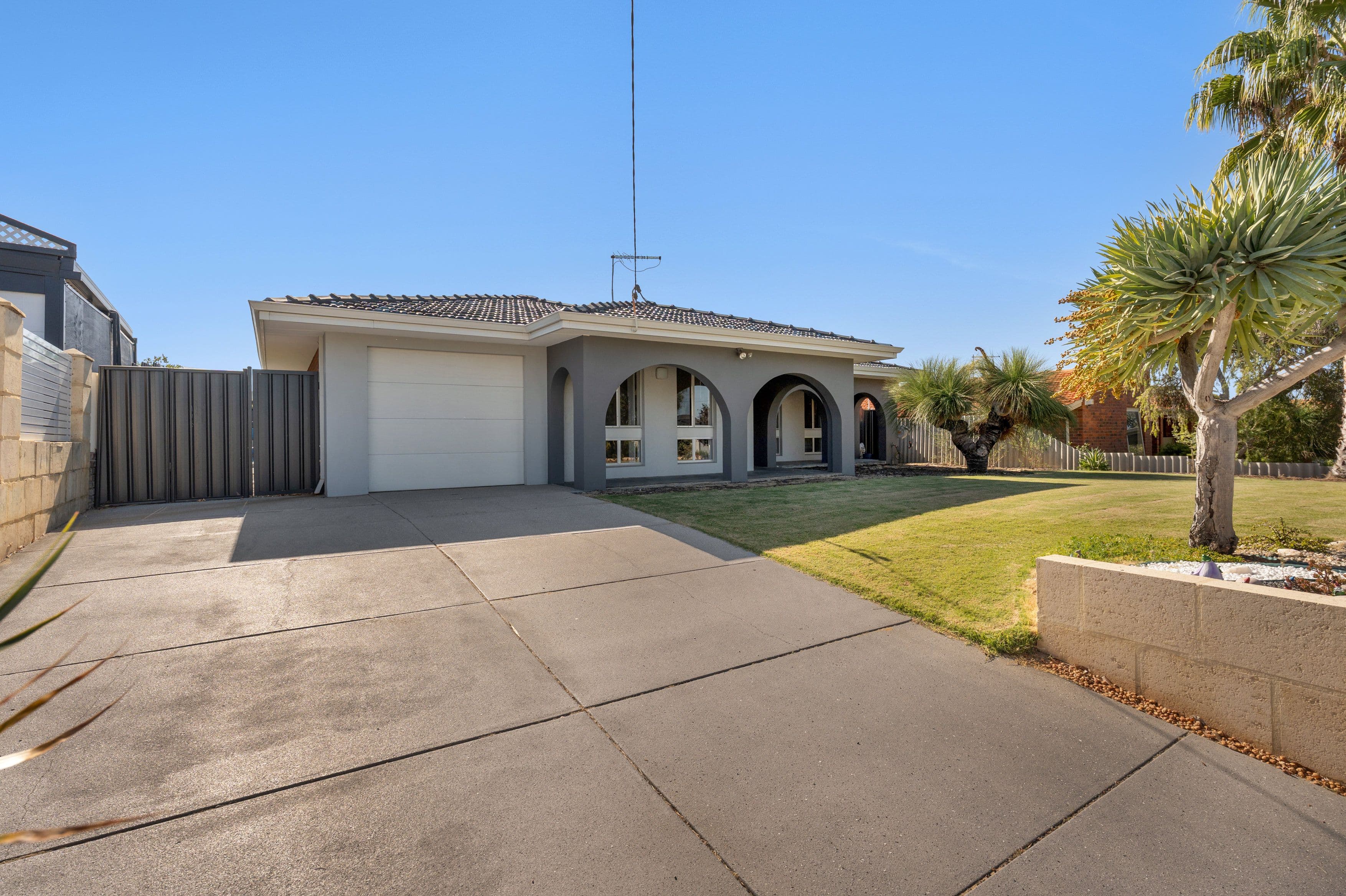 27 Aberdare Way, Warwick WA 6024, Warwick - Thumbnail 3