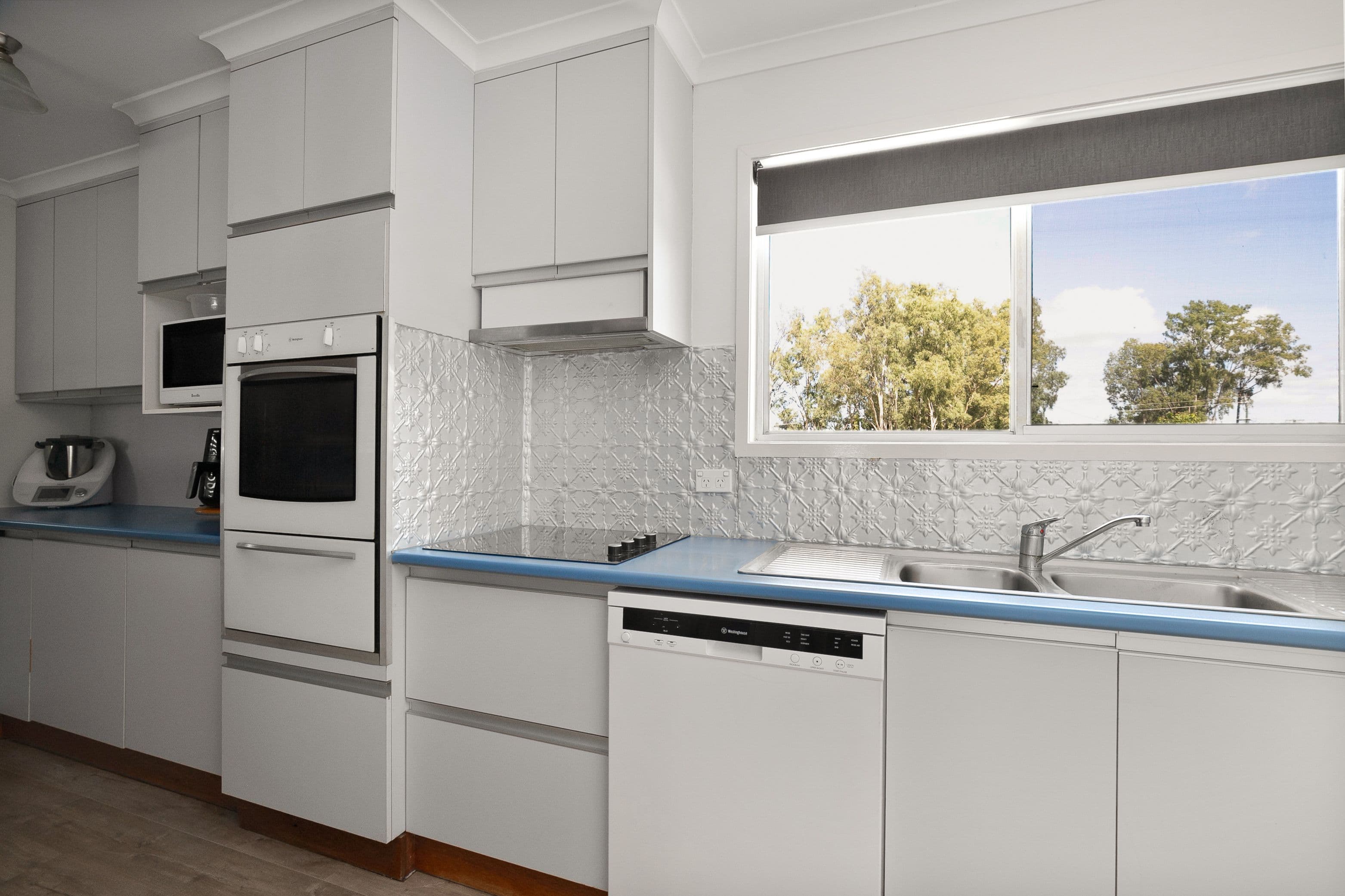 4 Sunflower Place, Emerald QLD 4720, Emerald - Thumbnail 5