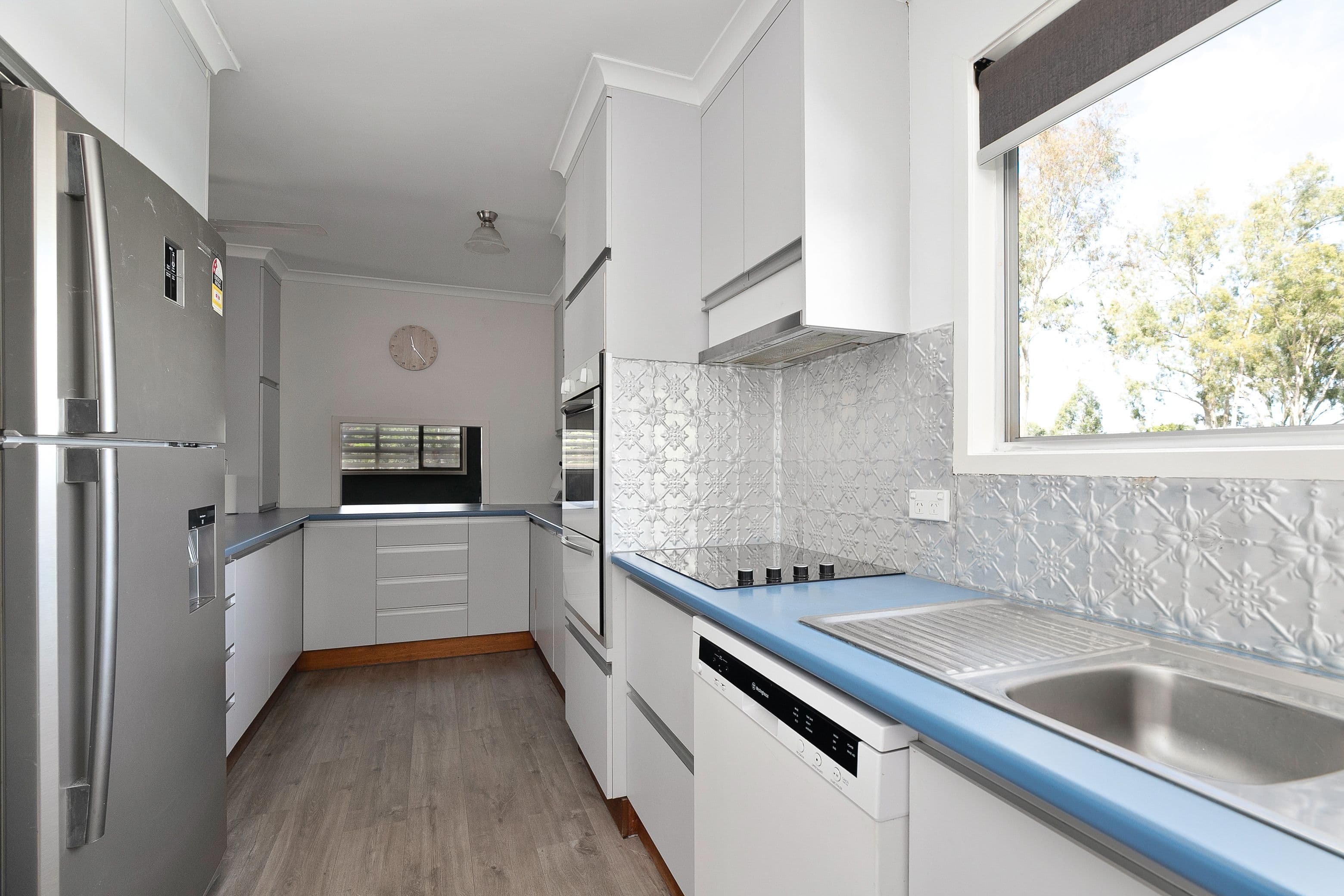 4 Sunflower Place, Emerald QLD 4720, Emerald - Thumbnail 6