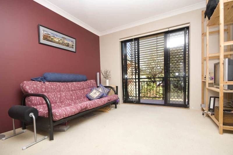 25 Dudley Street, HIGHGATE HILL QLD 4101, Highgate Hill - Thumbnail 5