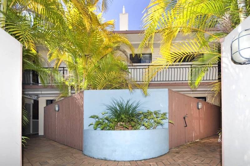 25 Dudley Street, HIGHGATE HILL QLD 4101, Highgate Hill - Thumbnail 8