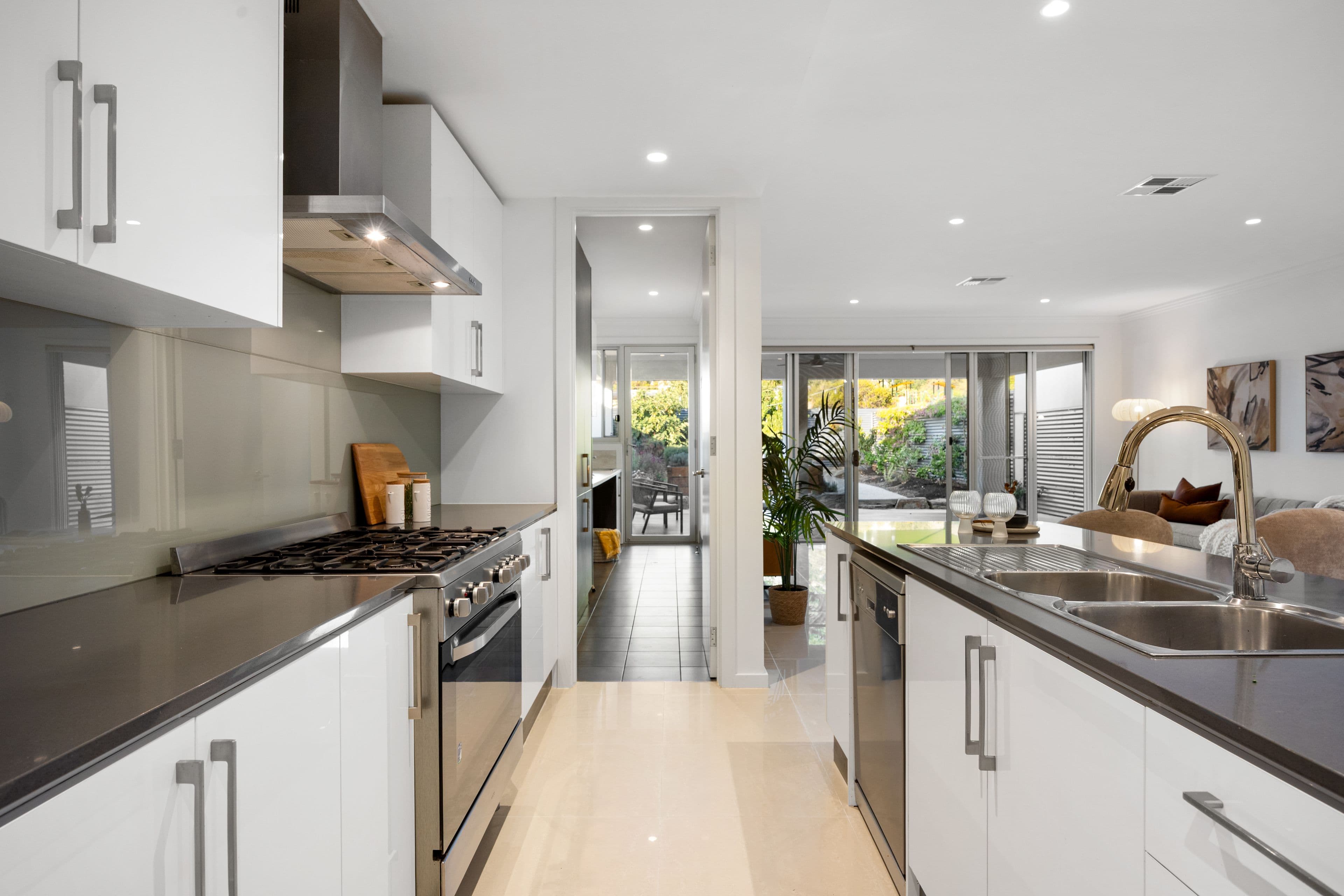 13A Treefern Avenue, Rostrevor SA 5073, Rostrevor - Thumbnail 5