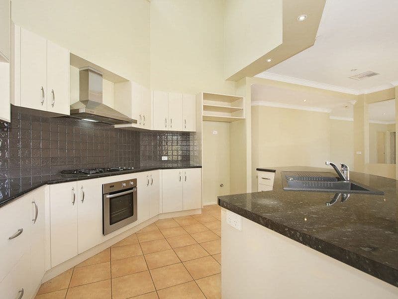 16 Schulz Street, Benalla VIC 3672, Benalla - Thumbnail 2