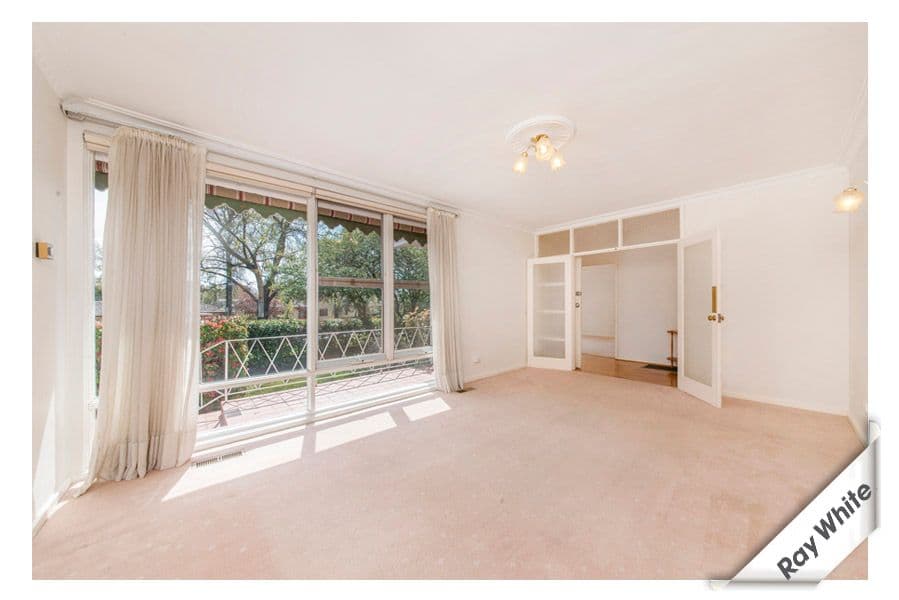 13 Bremer Street, GRIFFITH ACT 2603, Griffith - Thumbnail 3