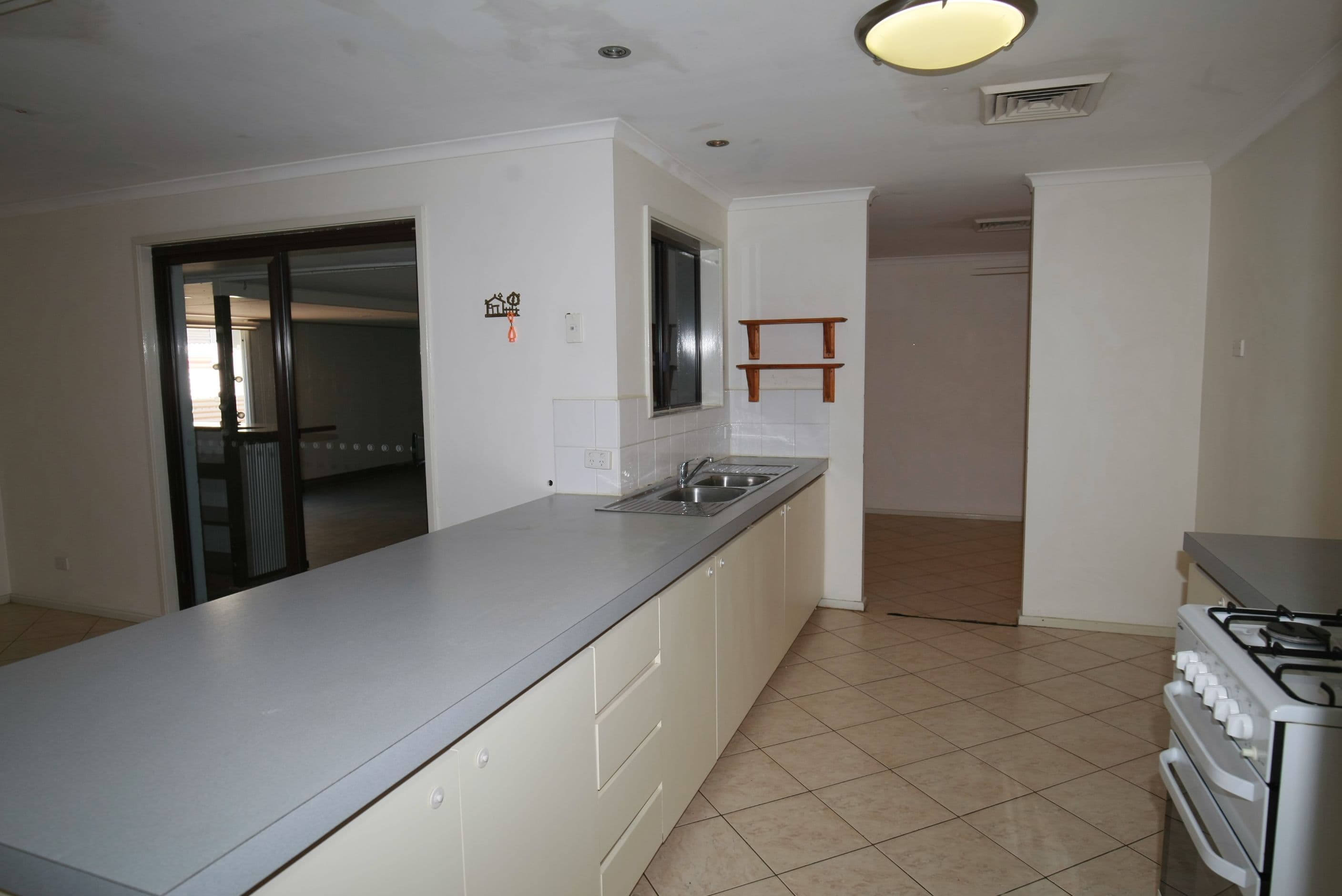 2 Corbett Place, Millars Well WA 6714, Millars Well - Thumbnail 4