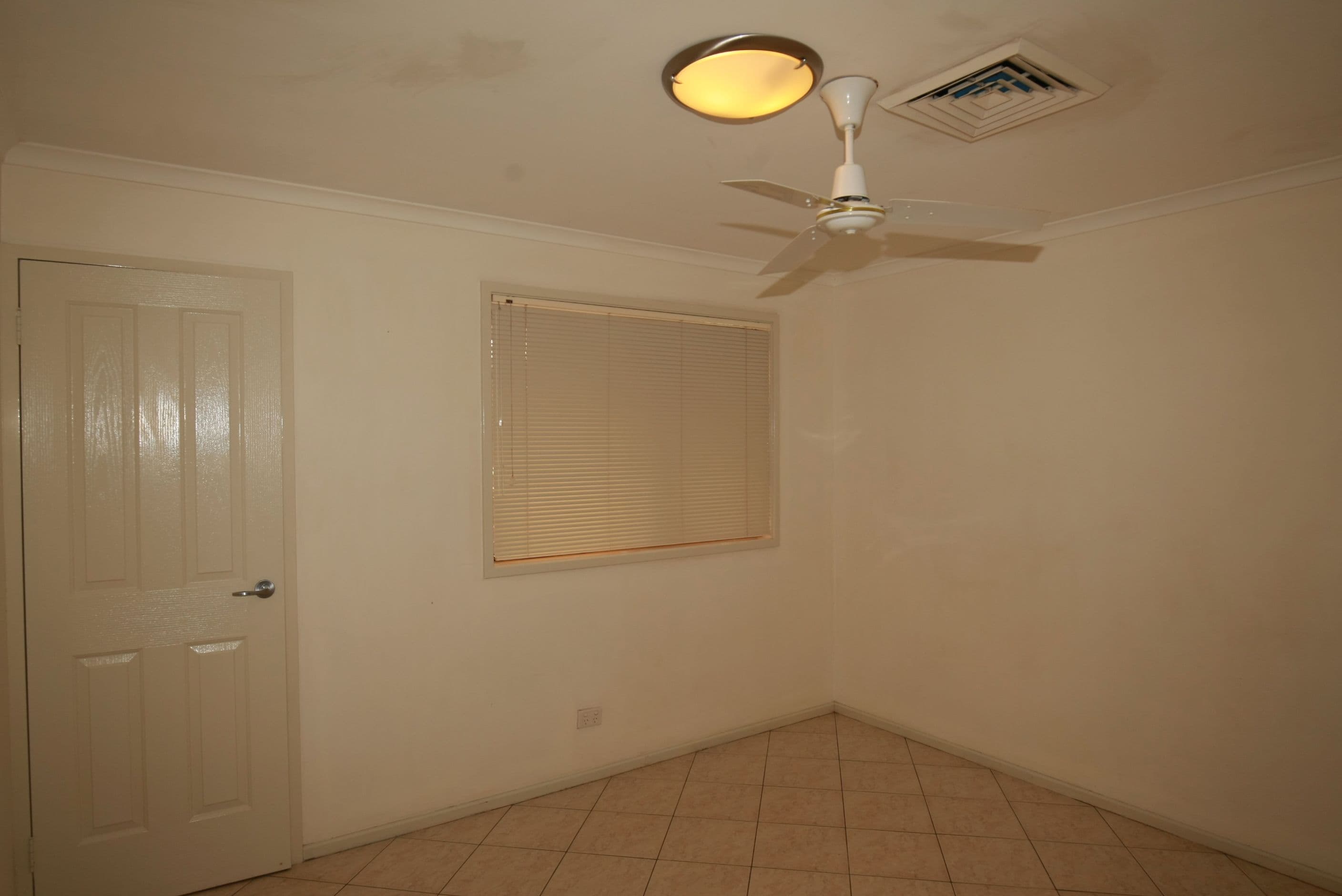 2 Corbett Place, Millars Well WA 6714, Millars Well - Thumbnail 6