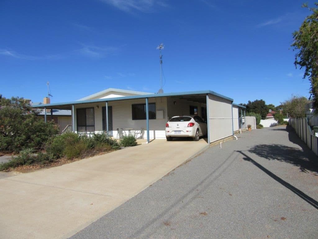 3 Caron Street, Carnamah WA 6517, Carnamah - Image 1