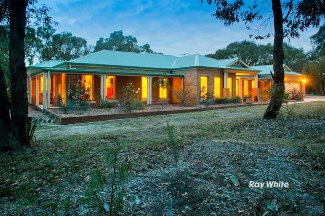 10 Bellbird Court, LANGWARRIN VIC 3910, Langwarrin - Image 1