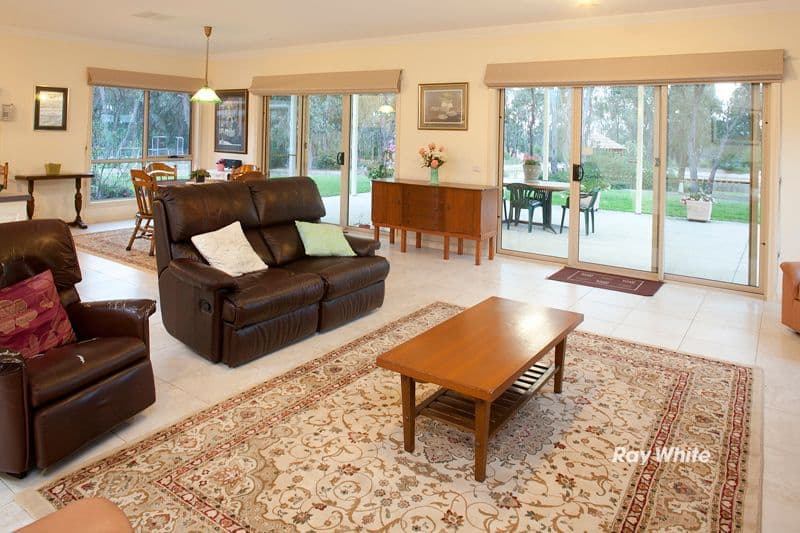 10 Bellbird Court, LANGWARRIN VIC 3910, Langwarrin - Thumbnail 7