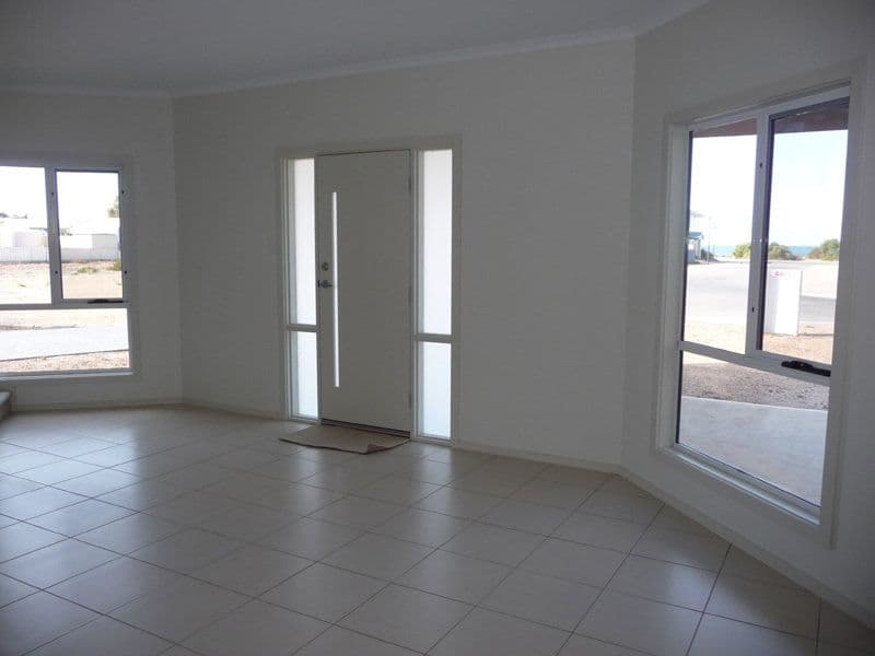 12 Clan Ranald Avenue, Edithburgh SA 5583, Edithburgh - Thumbnail 3