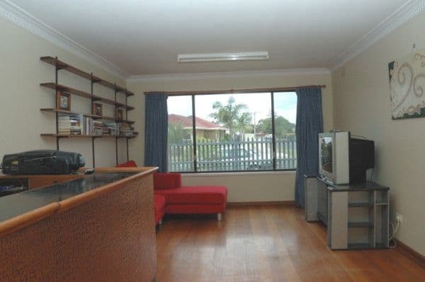 43 Claude Street, SEAFORD VIC 3198, Seaford - Thumbnail 4