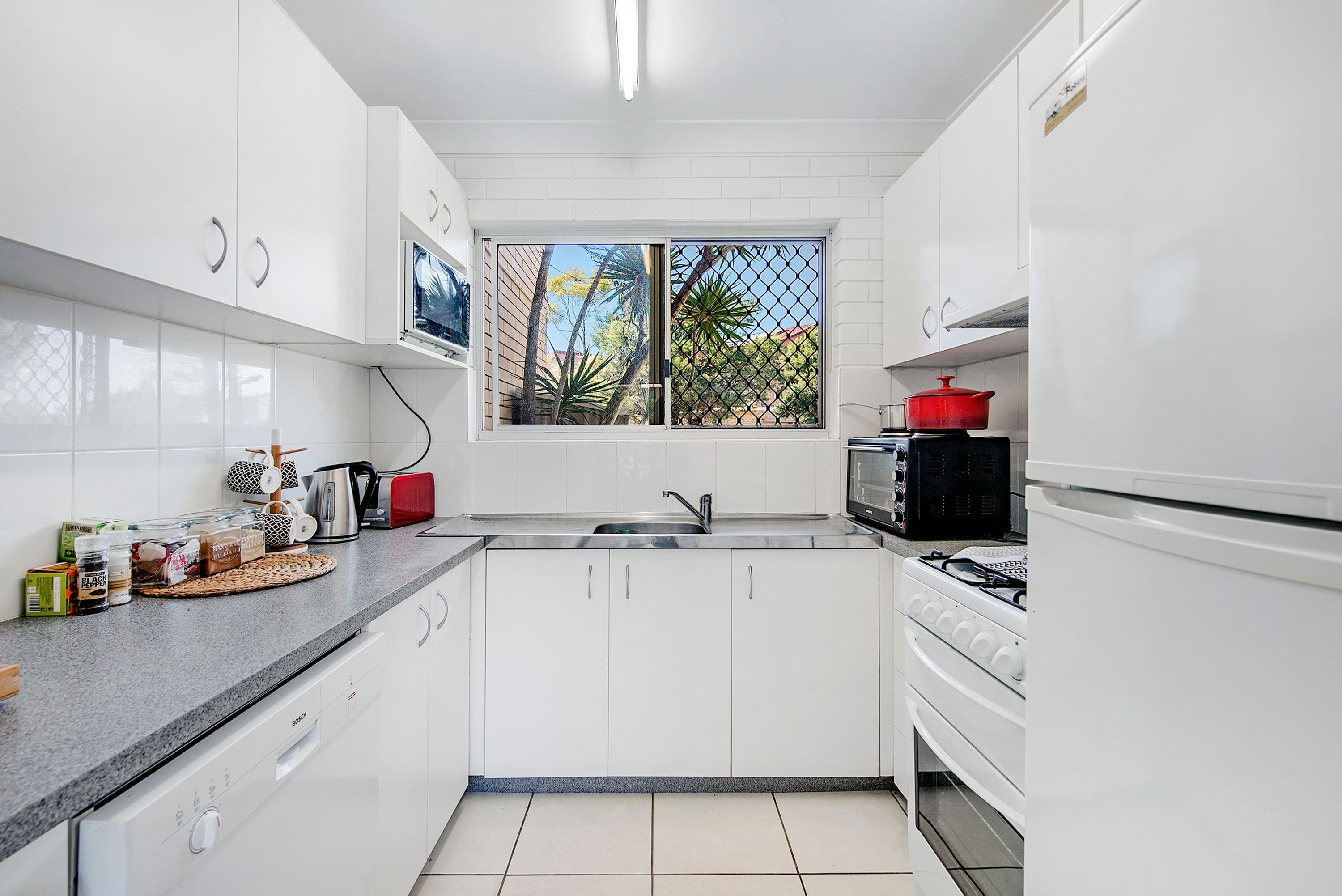 6 Duet Drive, Mermaid Waters QLD 4218, Mermaid Waters - Thumbnail 5