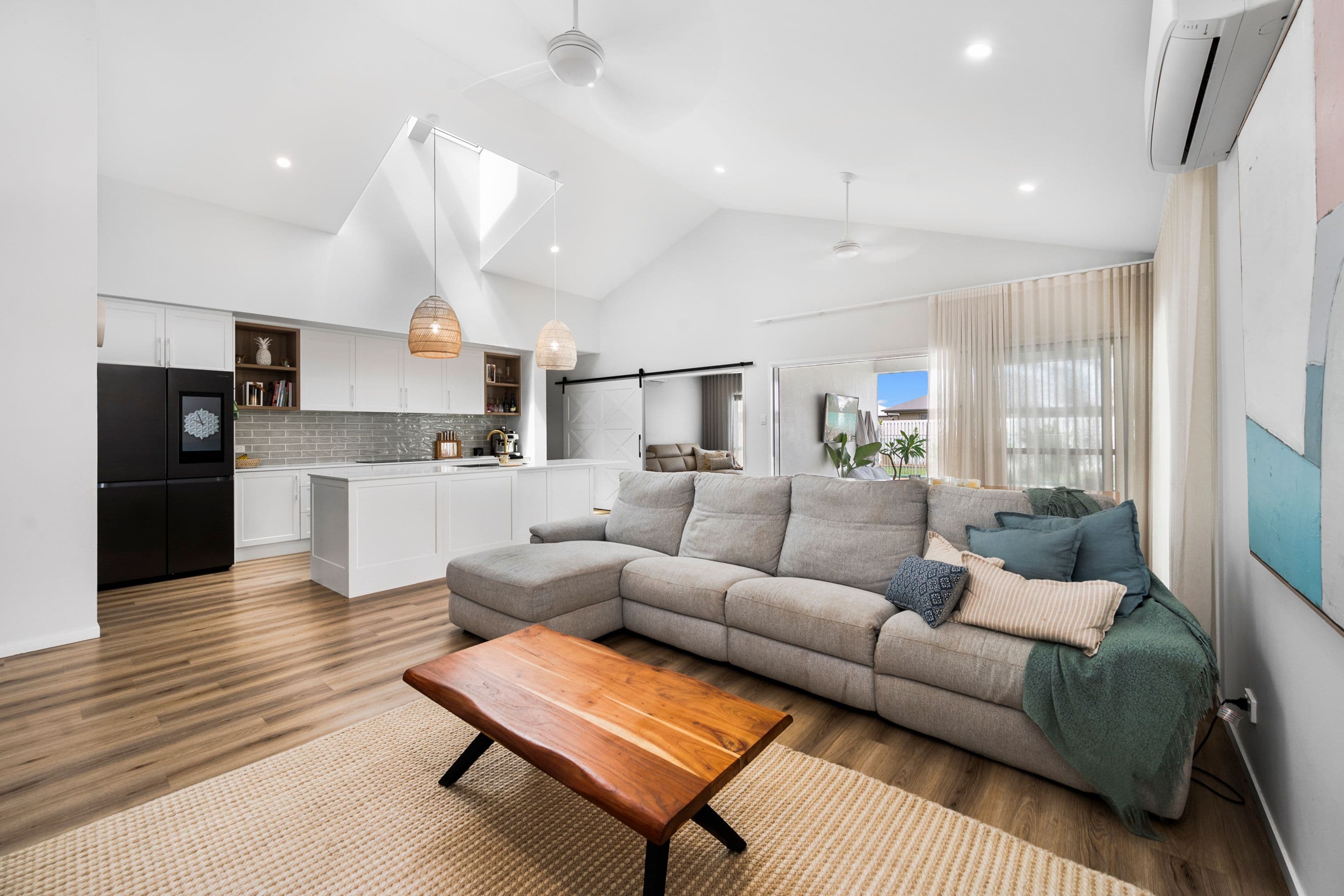 11 Sola Street, Burdell QLD 4818, Burdell - Thumbnail 2