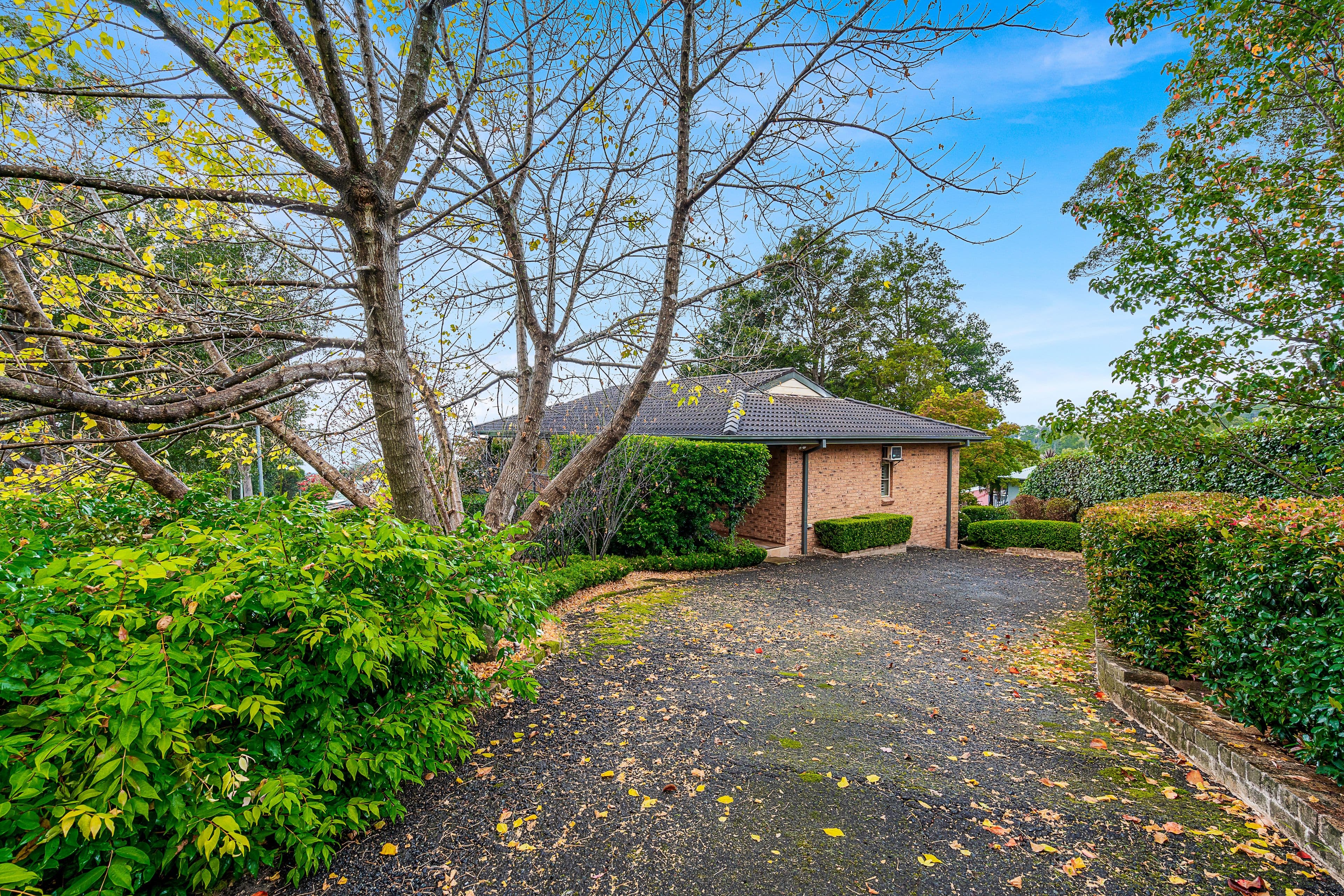 25 Warks Hill Road, Kurrajong Heights NSW 2758, Kurrajong Heights - Thumbnail 2