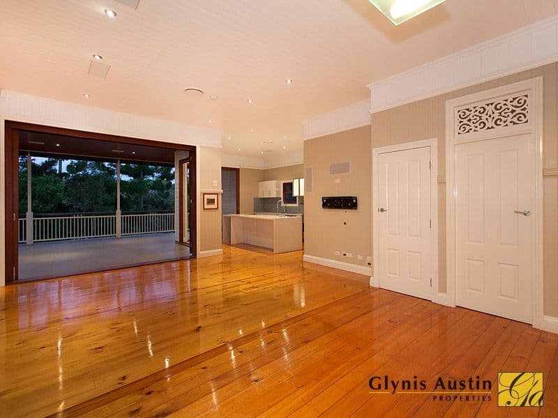 55 Hawthorn Terrace, RED HILL QLD 4059, Red Hill - Thumbnail 4
