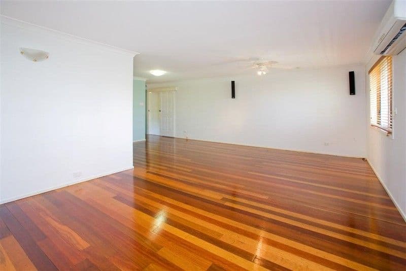 22 Brockhouse Street, UPPER MOUNT GRAVATT QLD 4122, Upper Mount Gravatt - Thumbnail 2