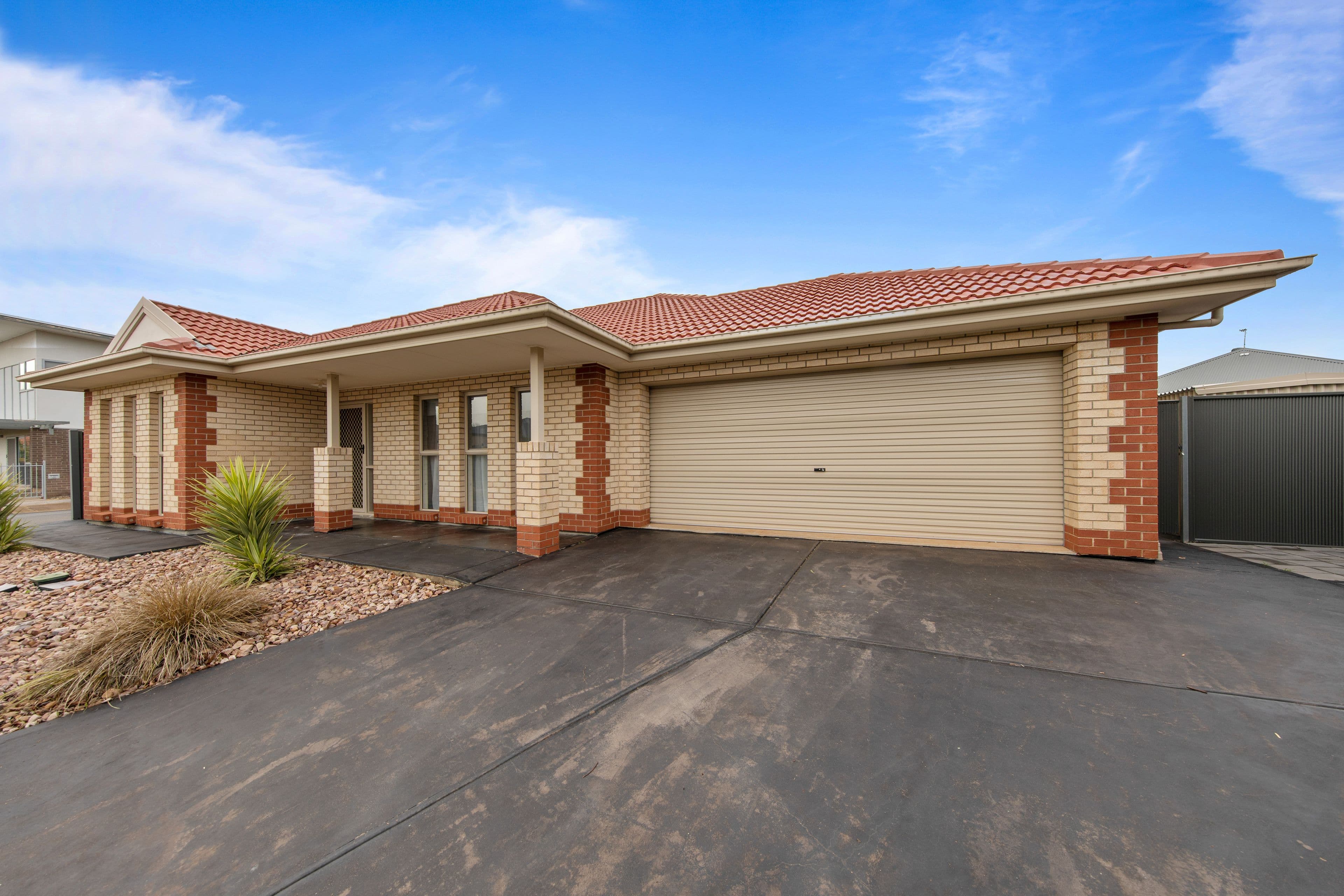 1 Albatross Crescent (Swinden), Blakeview SA 5114, Blakeview - Thumbnail 2