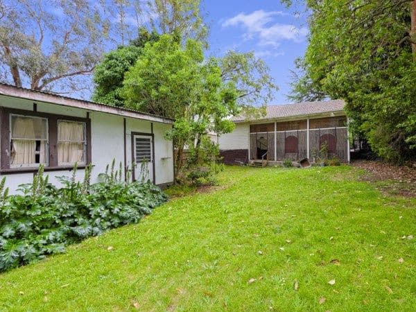 33 Ashley Street, BOX HILL NORTH VIC 3129, Box Hill North - Thumbnail 2