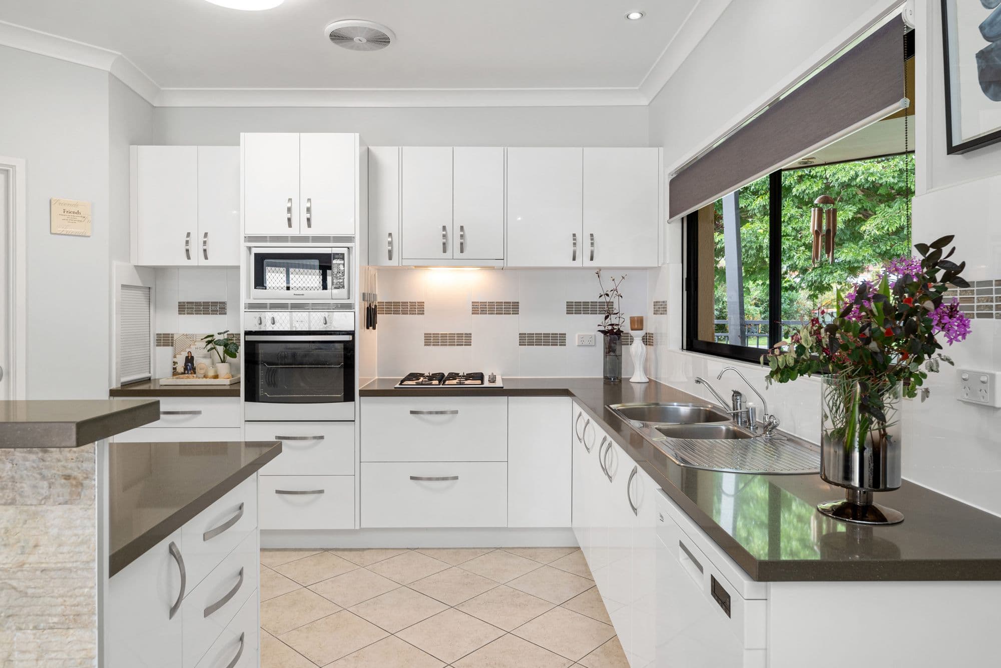 6 Sirocco Place, Carindale QLD 4152, Carindale - Thumbnail 6