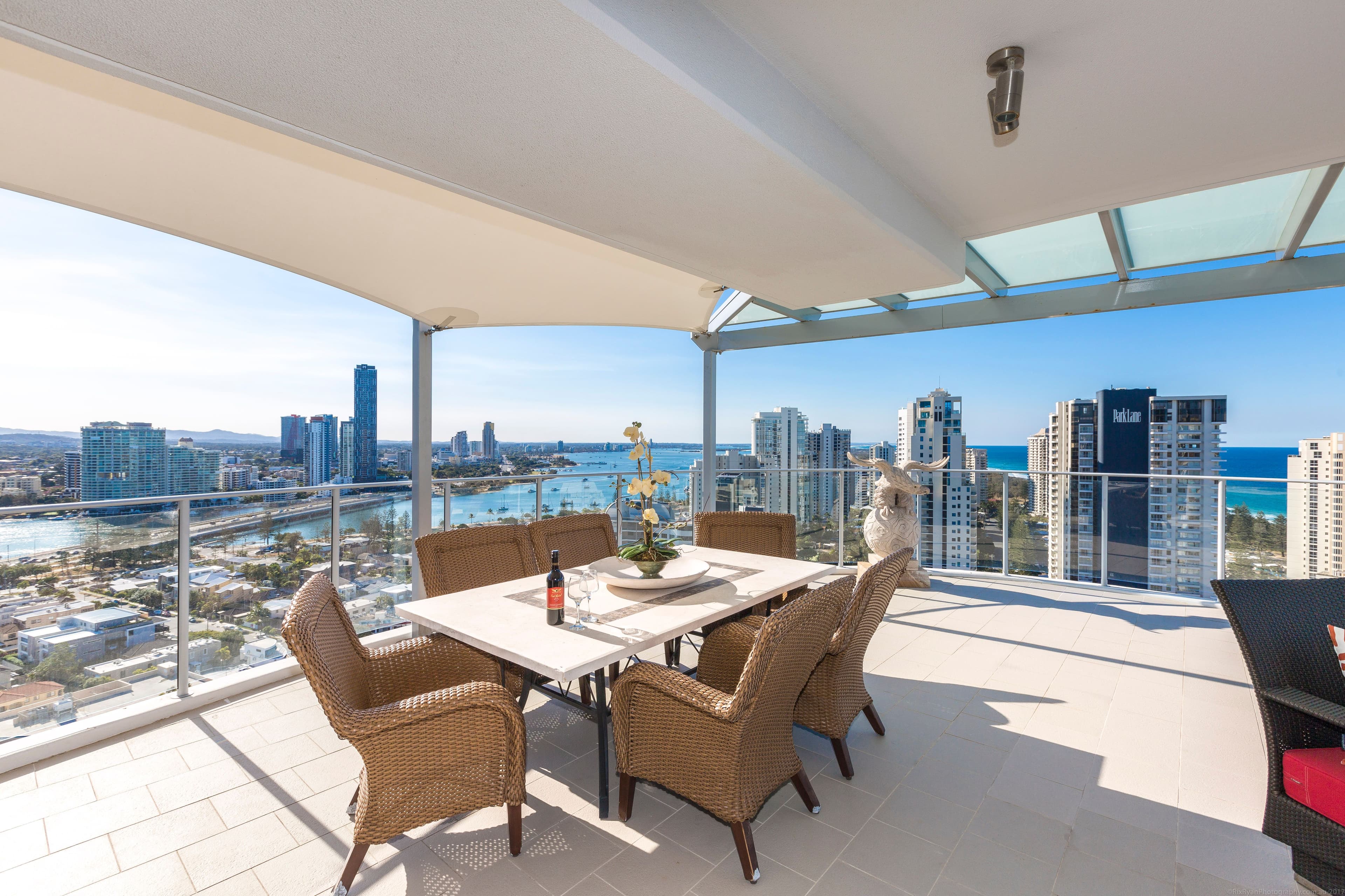 25 Breaker Street, Main Beach QLD 4217, Main Beach - Thumbnail 6