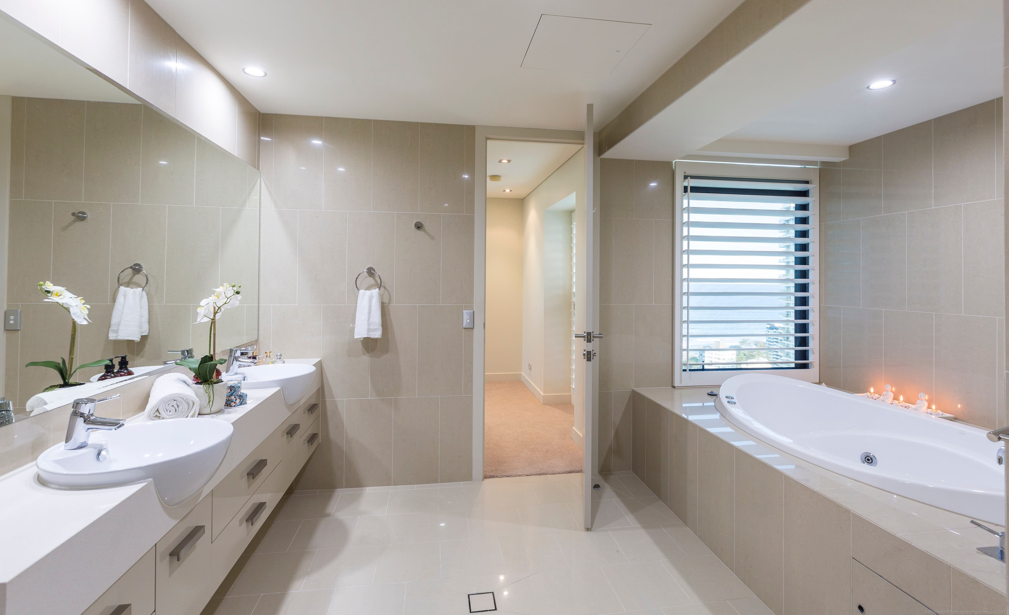 25 Breaker Street, Main Beach QLD 4217, Main Beach - Thumbnail 8