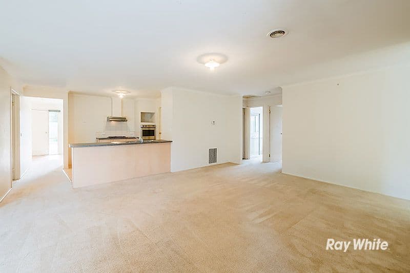 5 Bewley Way, Berwick VIC 3806, Berwick - Thumbnail 2