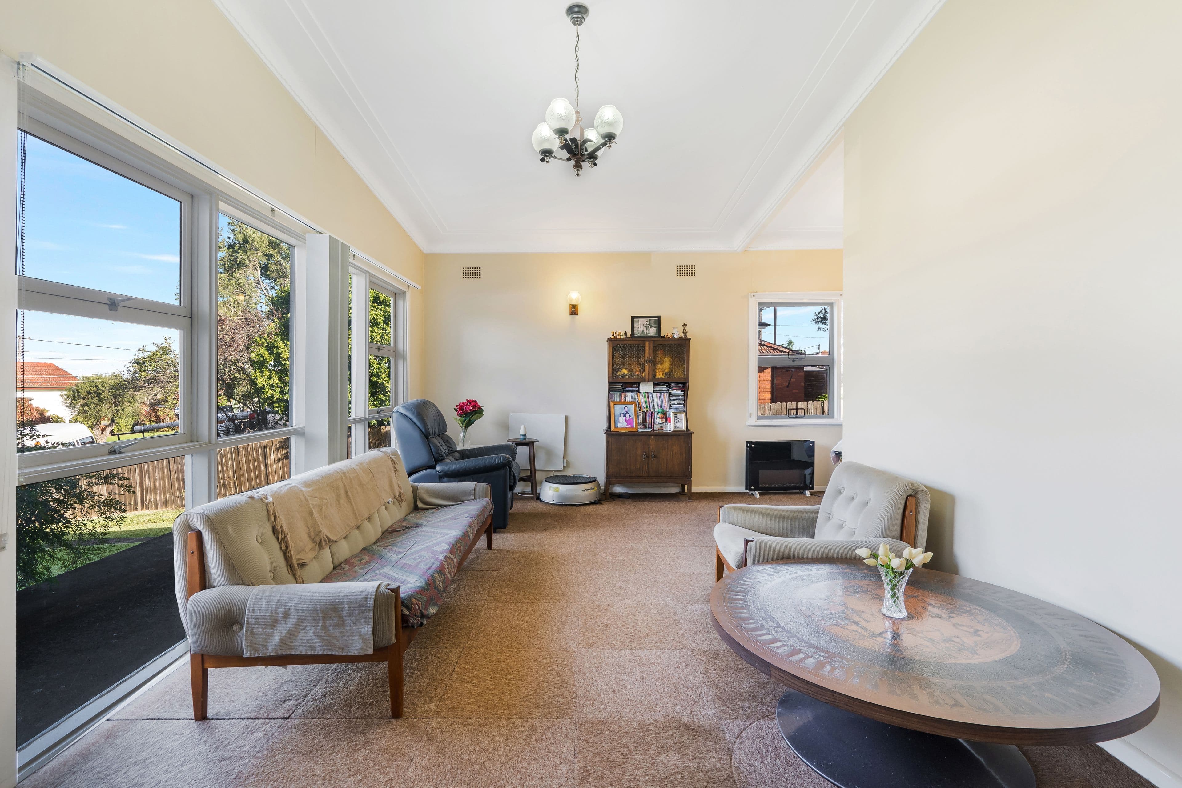 6 Julianne Place, Canley Heights NSW 2166, Canley Heights - Thumbnail 2