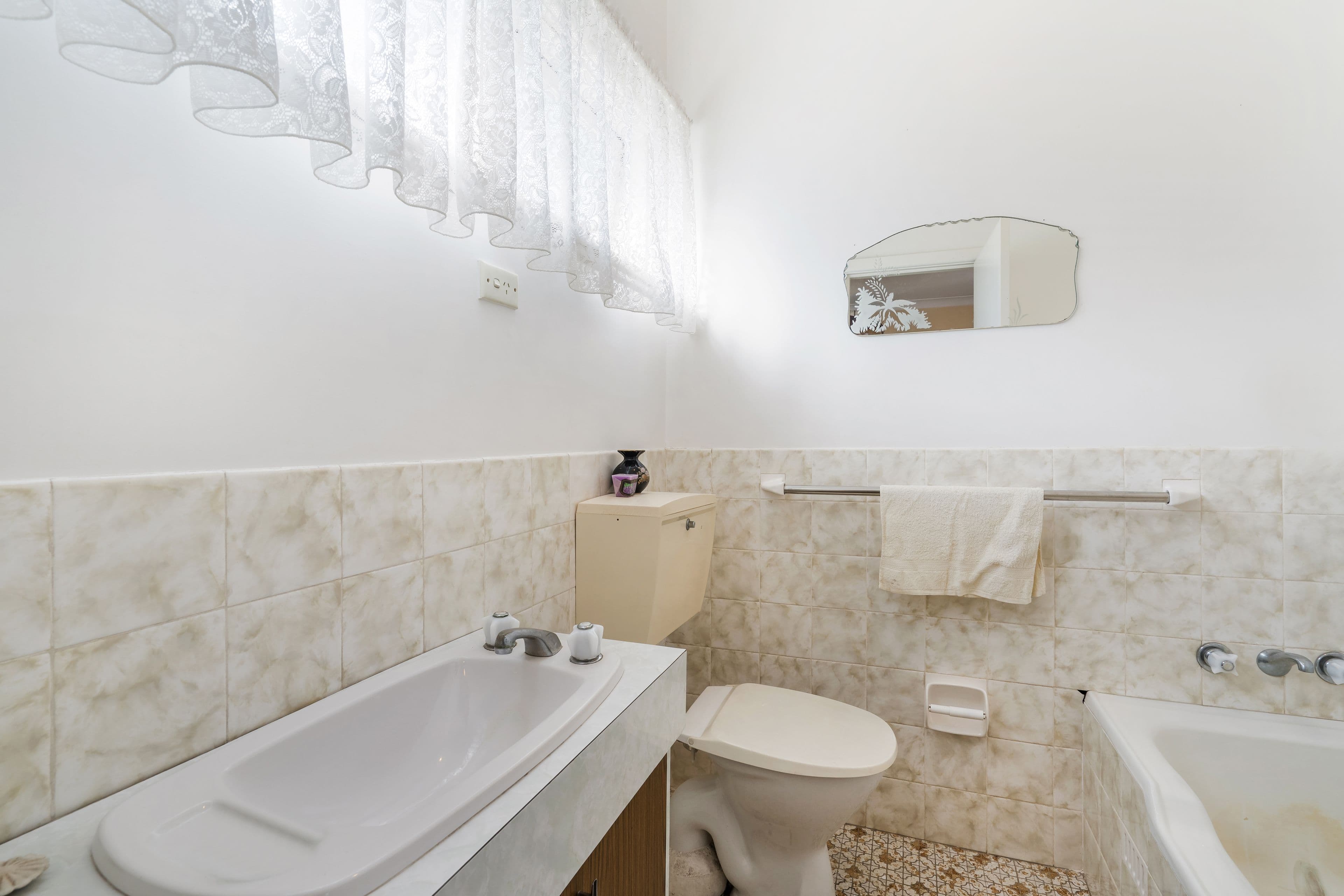 6 Julianne Place, Canley Heights NSW 2166, Canley Heights - Thumbnail 5