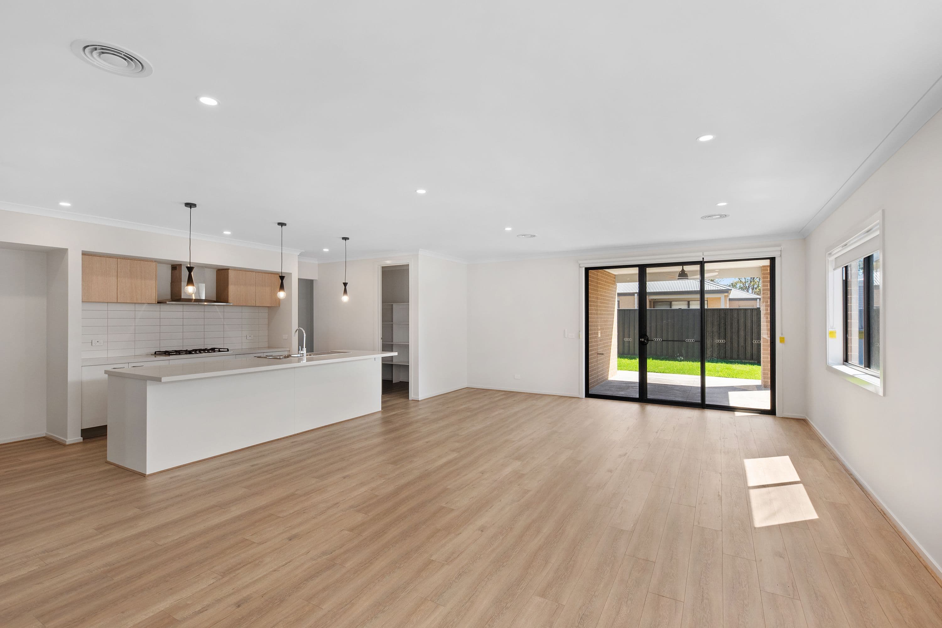 15 Hester Street, Huntly VIC 3551, Huntly - Thumbnail 2